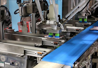 パウチ箱詰め機